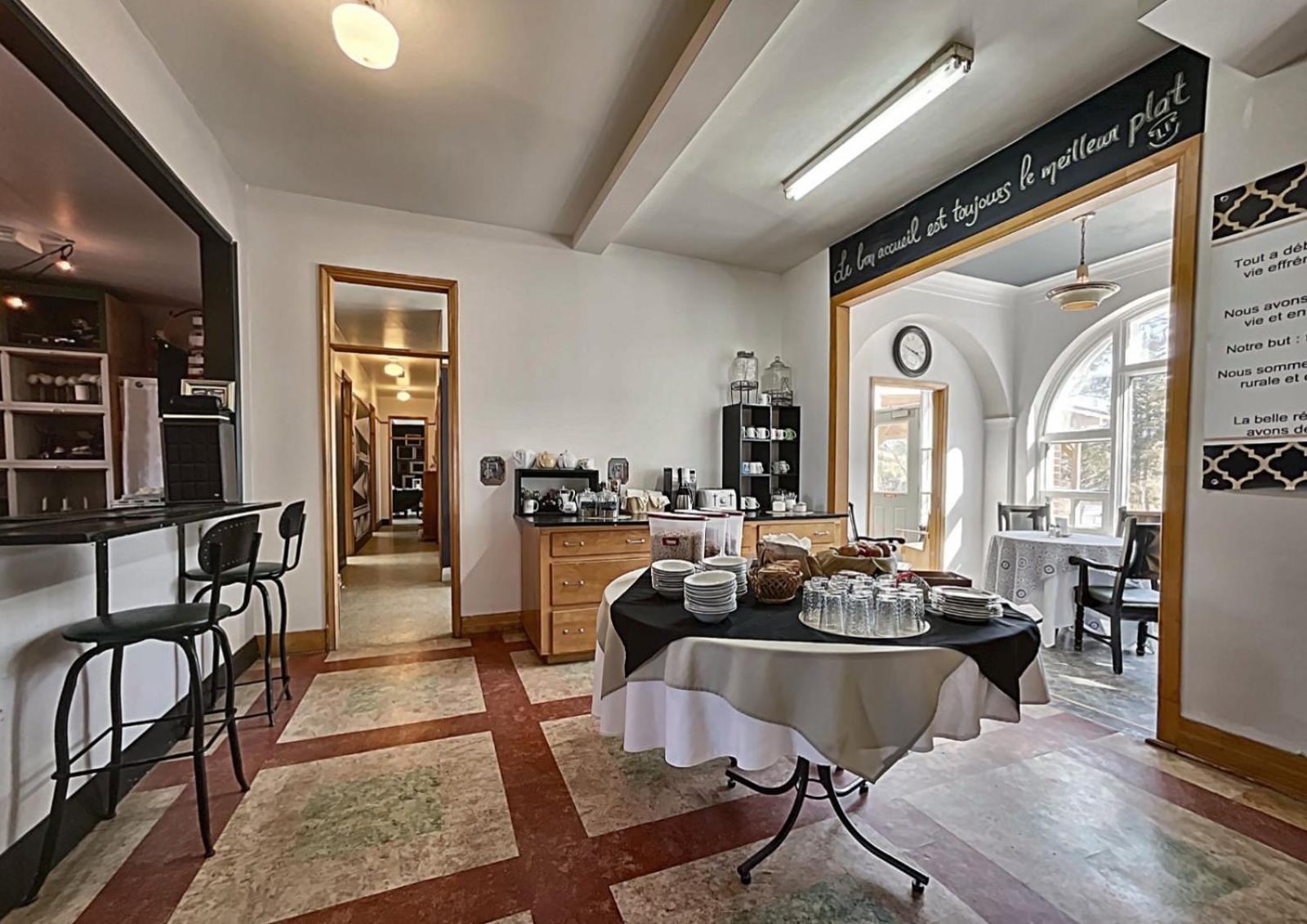 Maison Zacharie Desbiens Extérieur photo