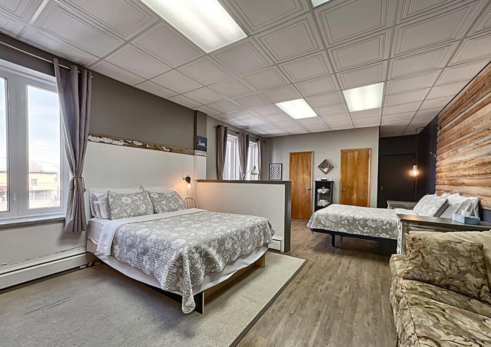 Maison Zacharie Desbiens Extérieur photo